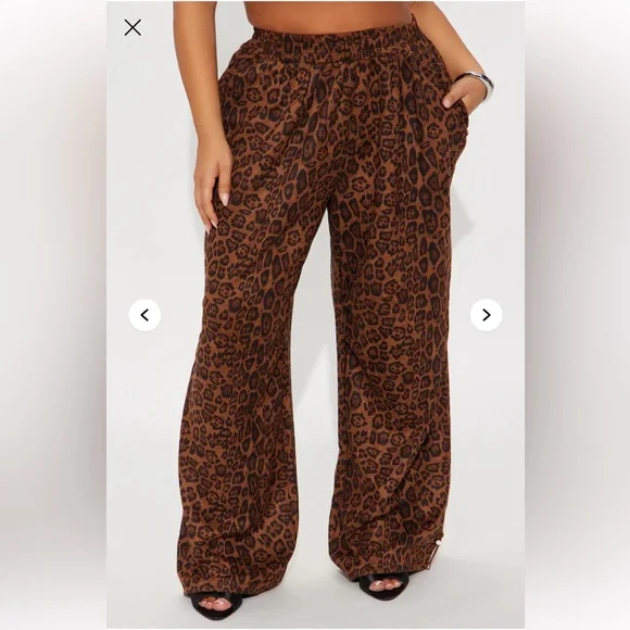 Plus Leopard Jogger Pants - Picture 2 of 6